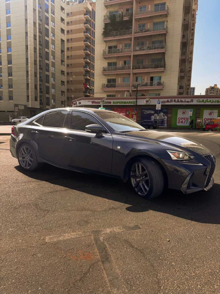 Lexus IS300 F Sport (2018)