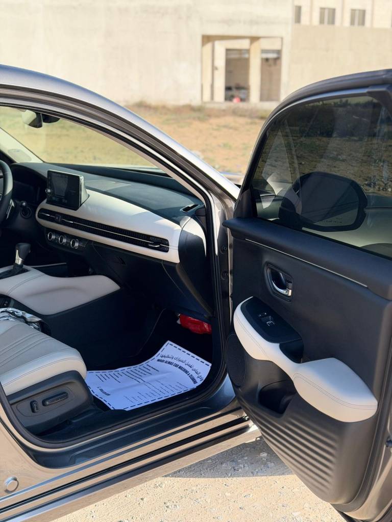 Honda ZR-V EX (2025)