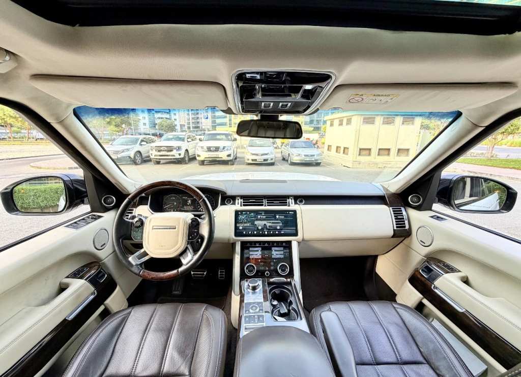 Land Rover Range Rover Vogue SE (2014)