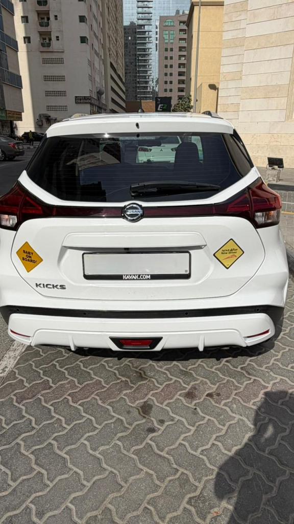 Nissan Kicks S (2022)