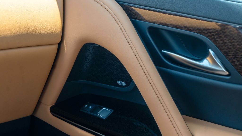 Lexus LX700h Signature (2025)