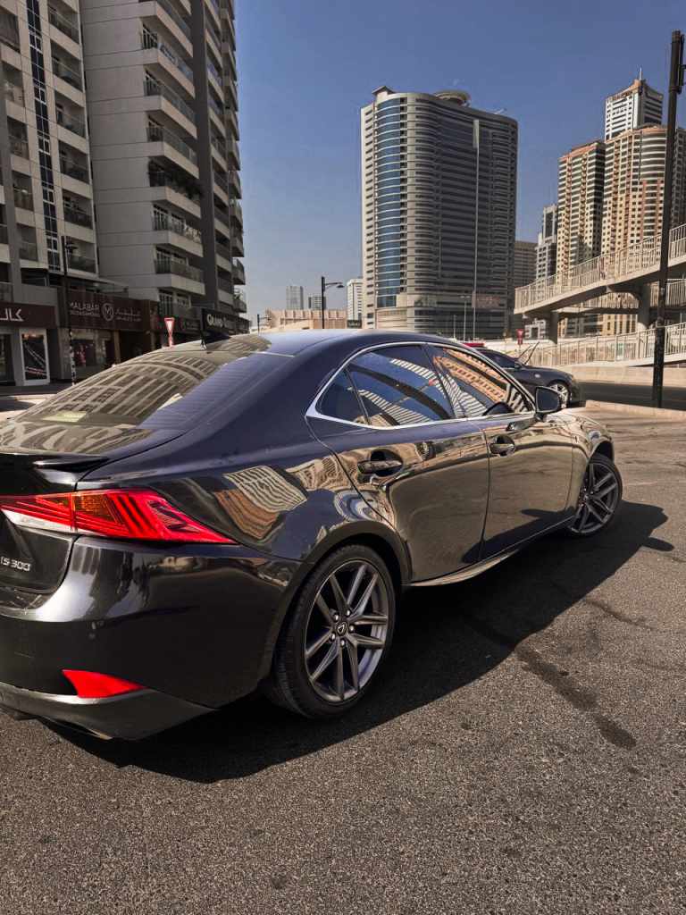Lexus IS300 F Sport (2018)