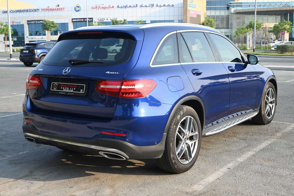 Mercedes-Benz GLC 300 Std (2018)