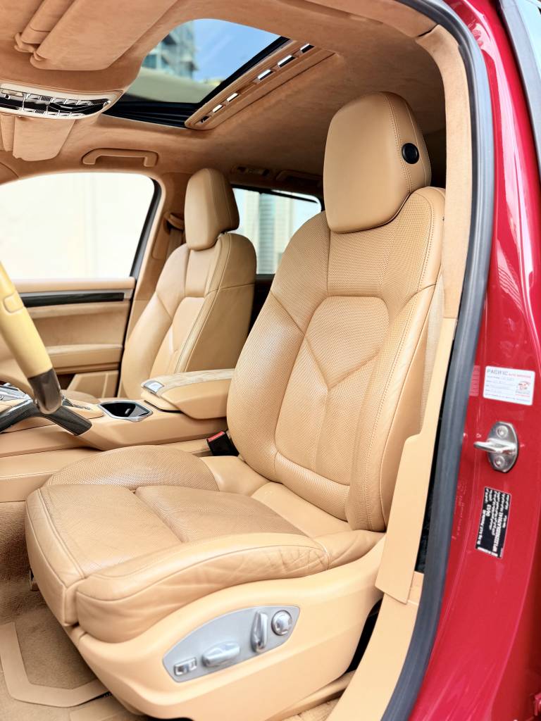 Porsche Cayenne GTS (2013)