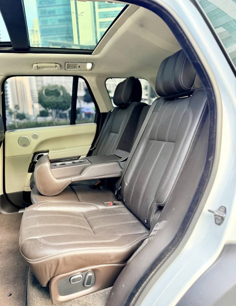 Land Rover Range Rover Vogue SE (2014)